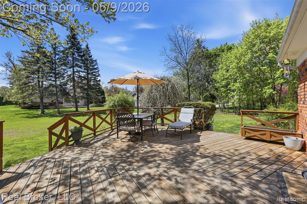 5037 Bantry Drive, West Bloomfield, MI — Photo 35
