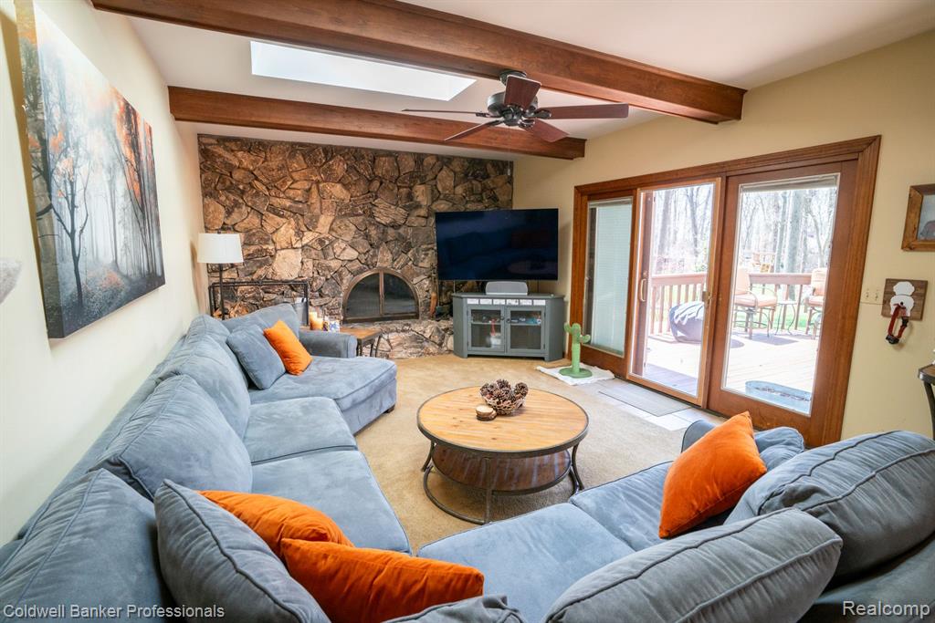 8177 FAWN VALLEY Drive, Clarkston, MI 48348 — Photo 10