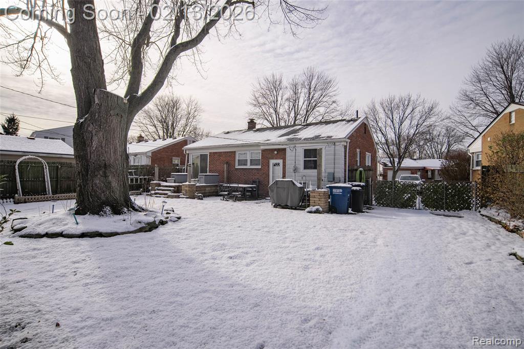 7332 E Frumin Court, Westland, MI — Photo 2