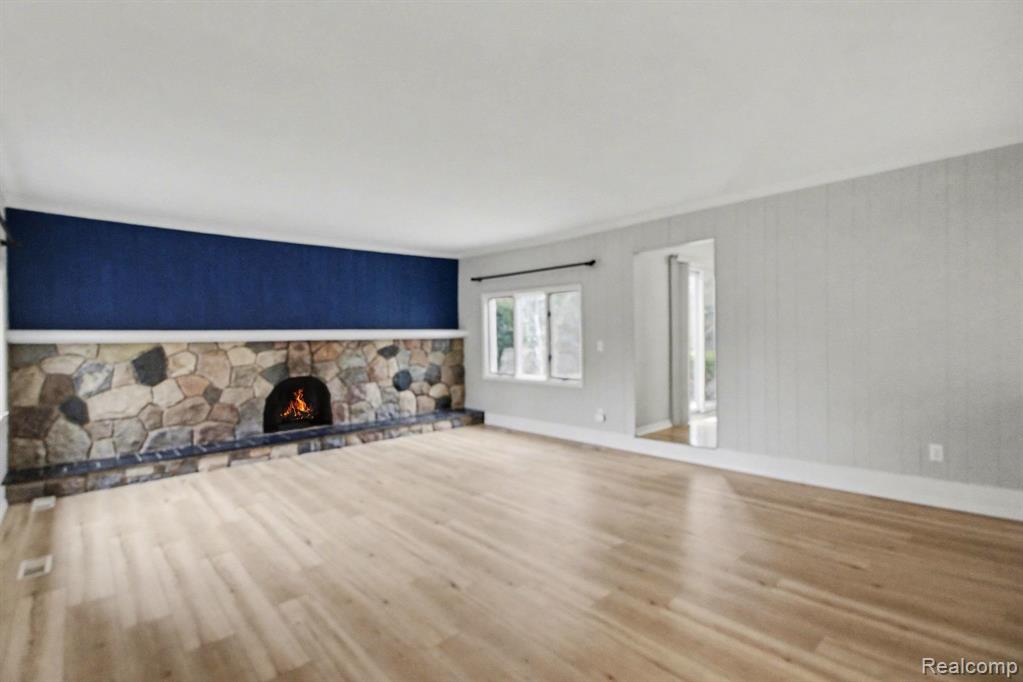2280 Geyer Court, Lake Orion, MI — Photo 4