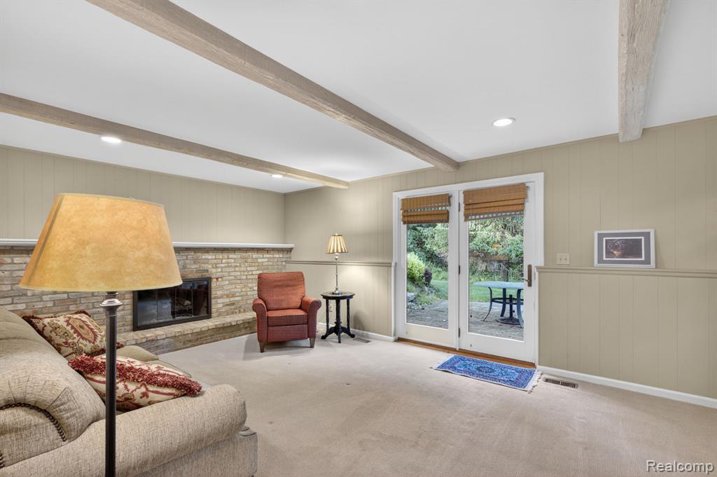 9144 Deer Park Court, Fenton, MI 48430 — Photo 27