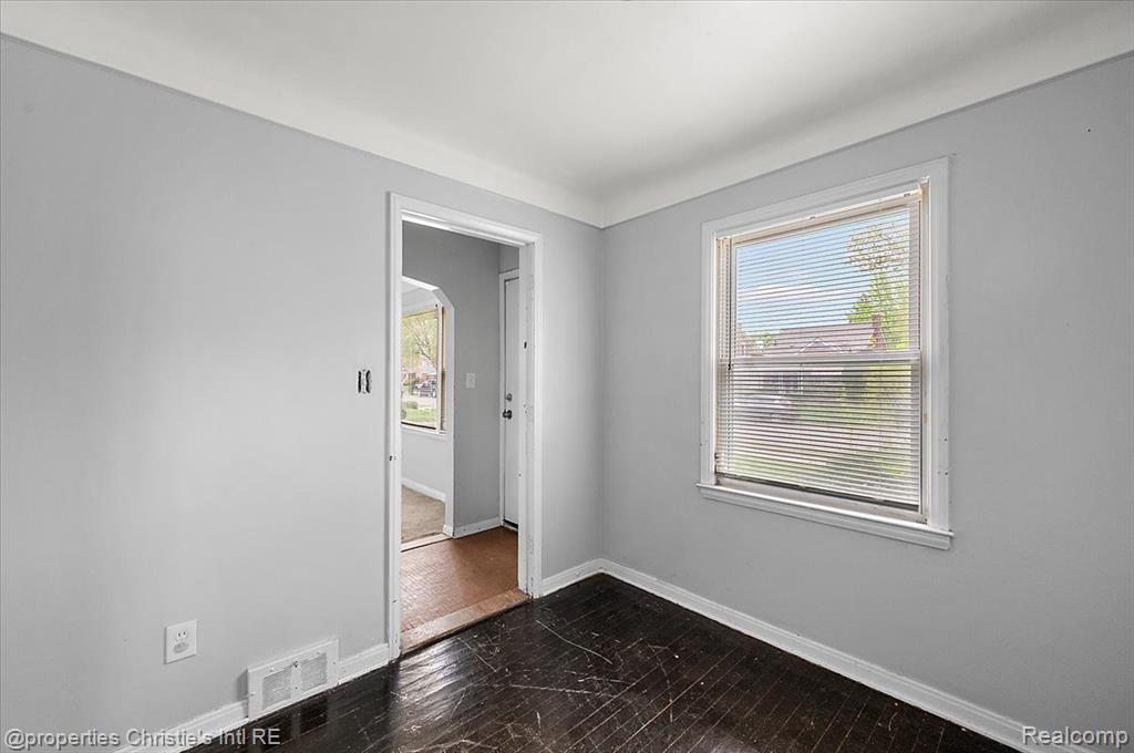 13916 Rossini Drive, Detroit, MI 48205 — Photo 9
