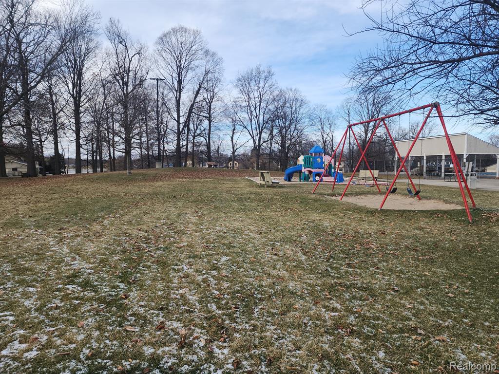 22842 RENFORD Street, Novi, MI — Photo 40