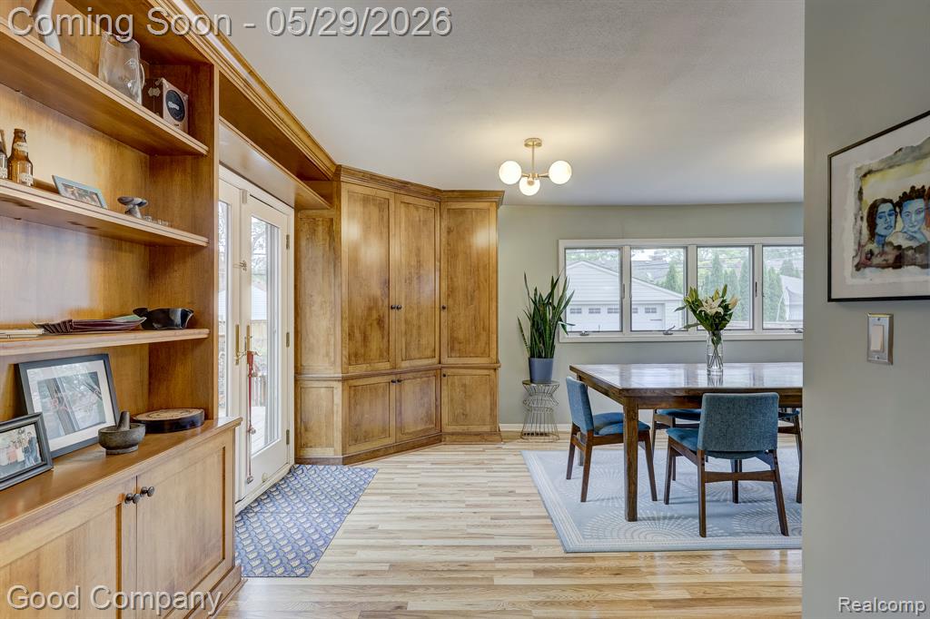 10074 Lincoln Drive, Huntington Woods, MI — Photo 13