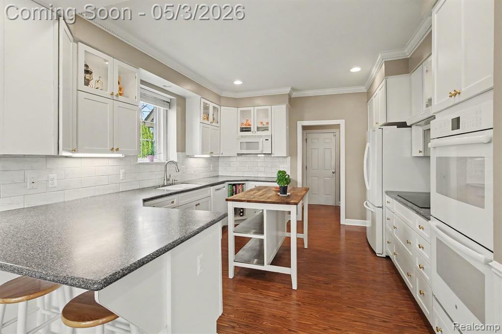 1071 Gasser Court, Howell, MI 48843 — Photo 11