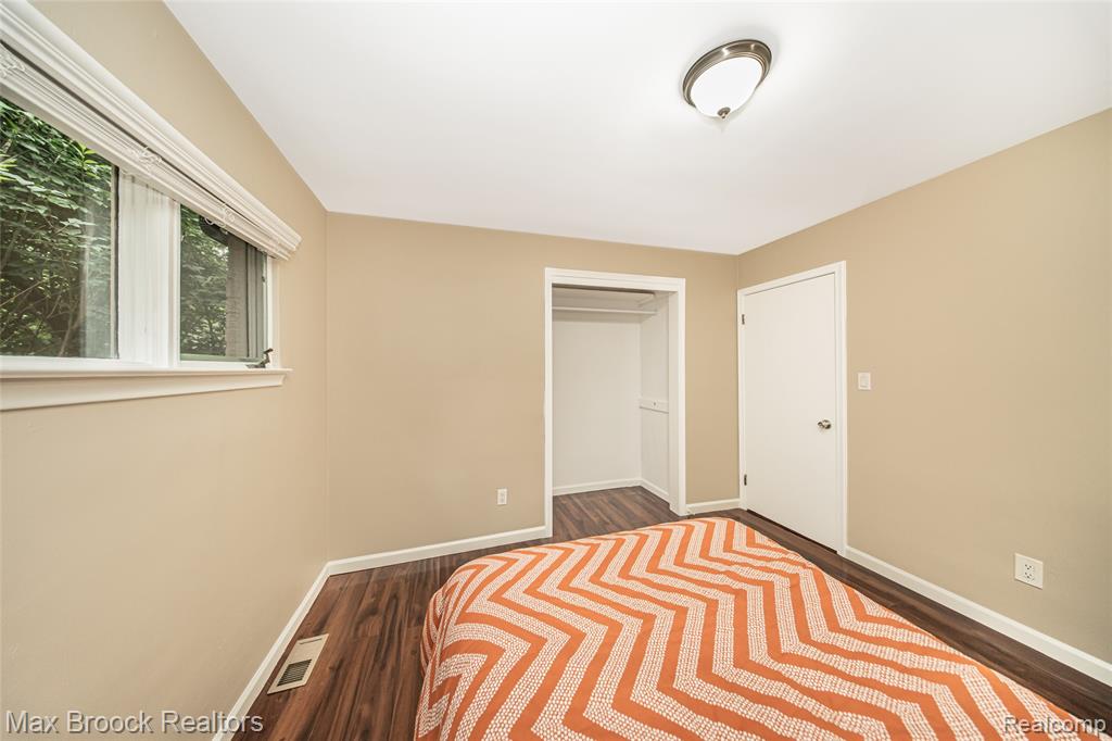 6730 Halyard Road, Bloomfield Hills, MI 48301 — Photo 33