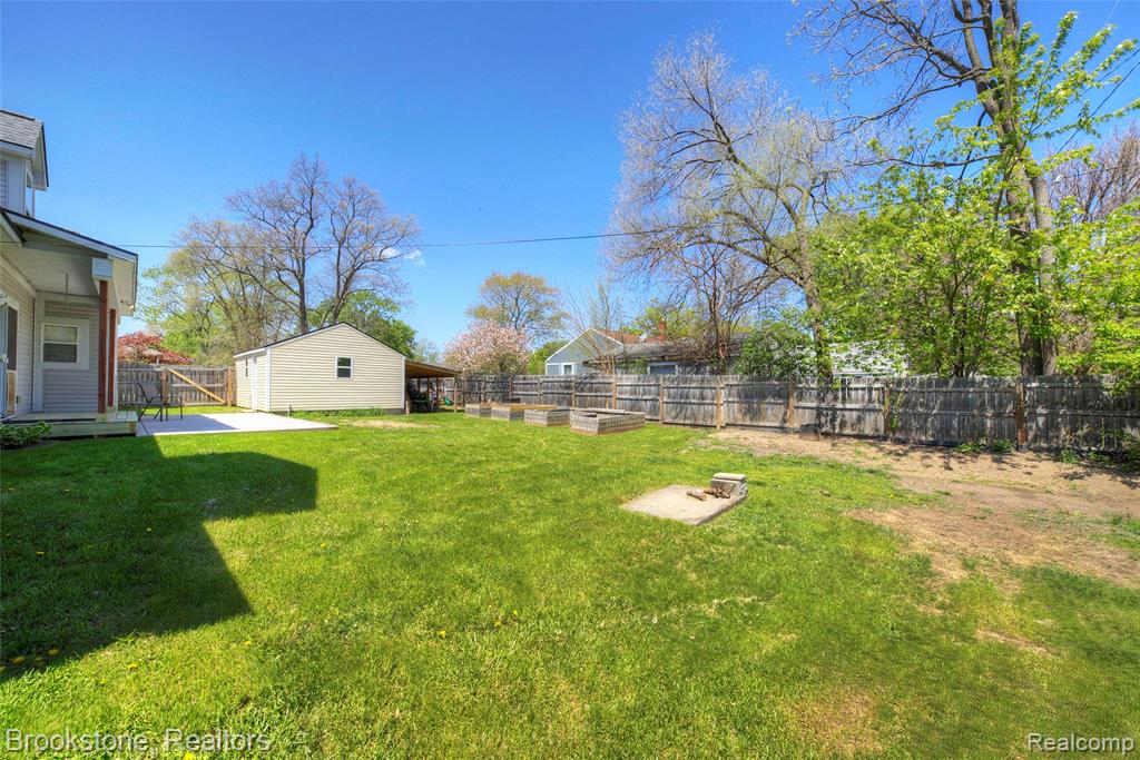 4458 Seeden Street, Waterford, MI 48329 — Photo 12