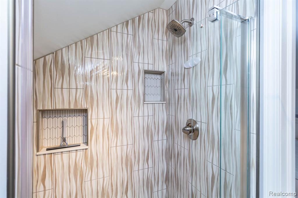 9648 STERLING Avenue, Allen Park, MI 48101 — Photo 19