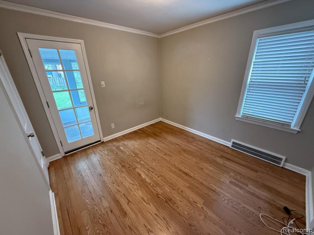 511 S Vermont Avenue, Royal Oak, MI 48067 — Photo 9