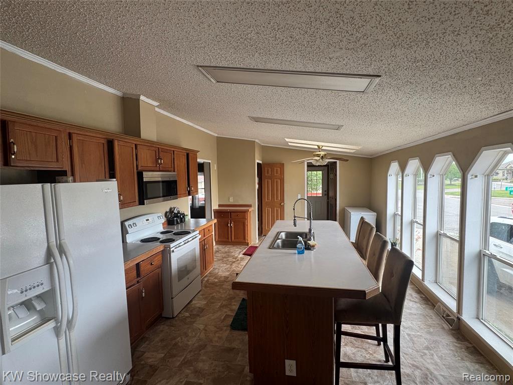 1978 Santa Fe Trail Drive, Hartland, MI 48353 — Photo 8