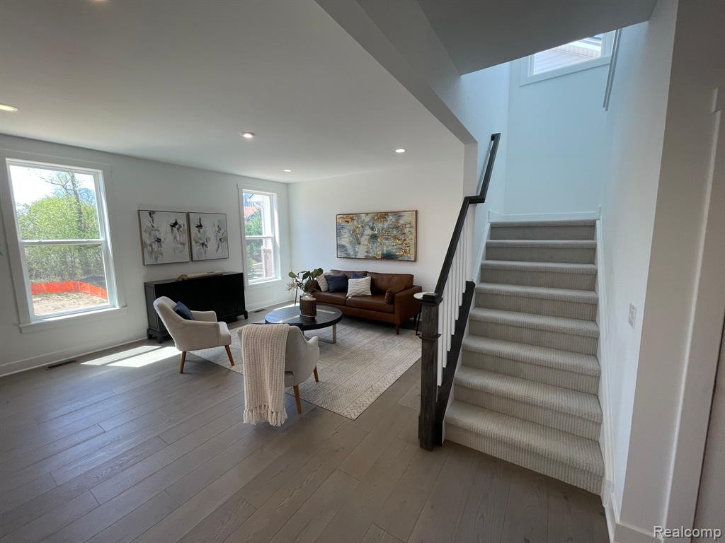 7885 ARIMOORE Drive, West Bloomfield, MI — Photo 6