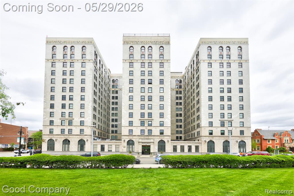 15 E Kirby Street