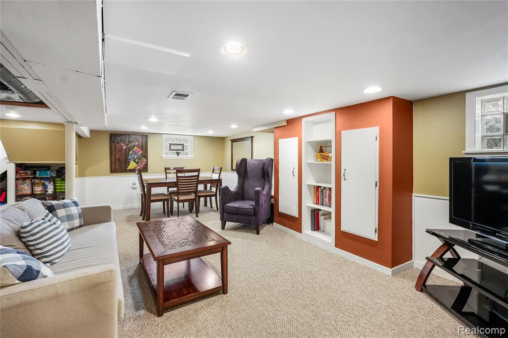 445 Linden Avenue, Royal Oak, MI 48073 — Photo 21