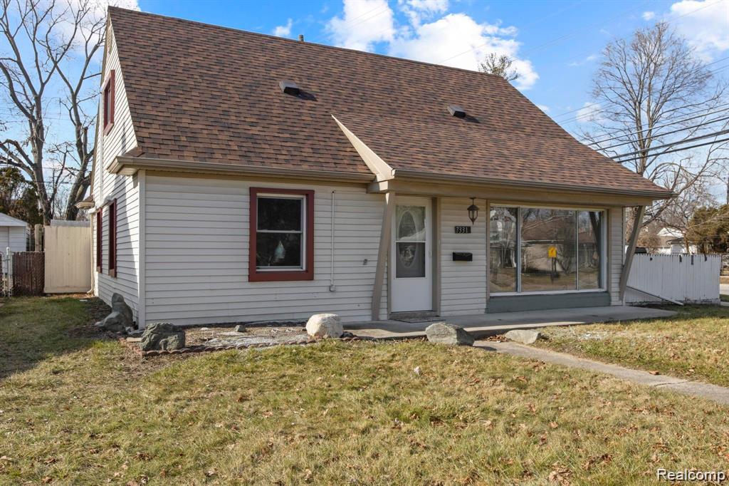 7331 Drexel Street, Dearborn Heights, MI 48127 — Photo 3