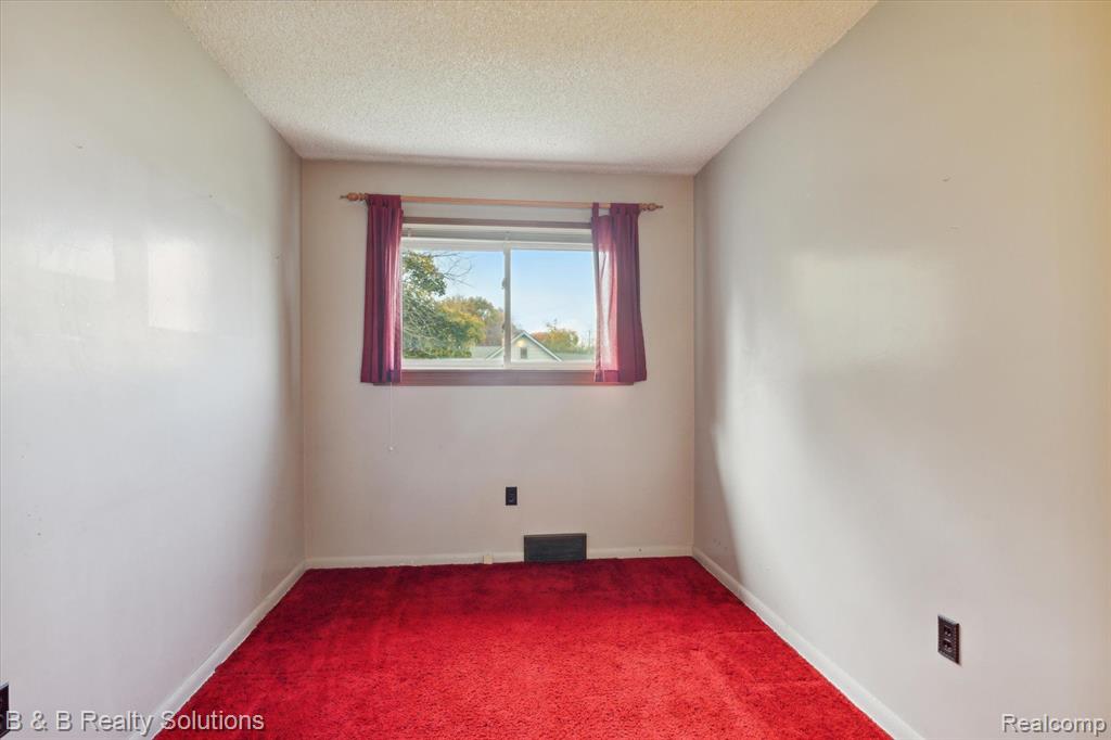 4360 HURON Street, North Branch, MI 48461 — Photo 18