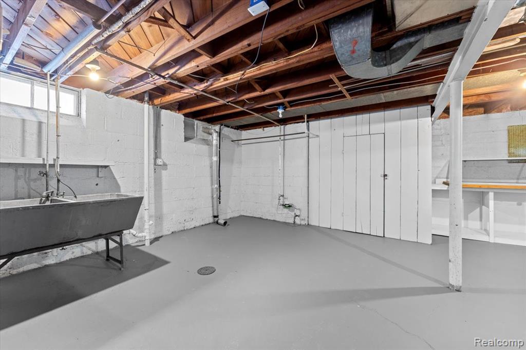 6740 Larme Avenue, Allen Park, MI 48101 — Photo 15