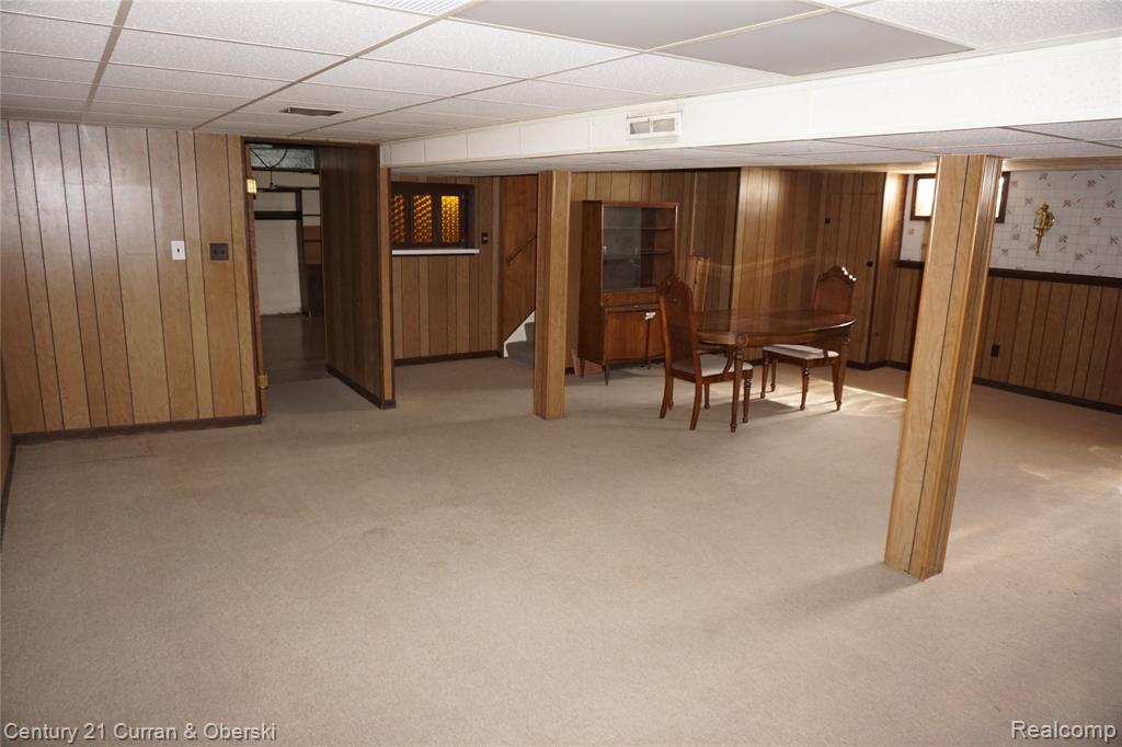 7518 Highview Street, Dearborn Heights, MI 48127 — Photo 21