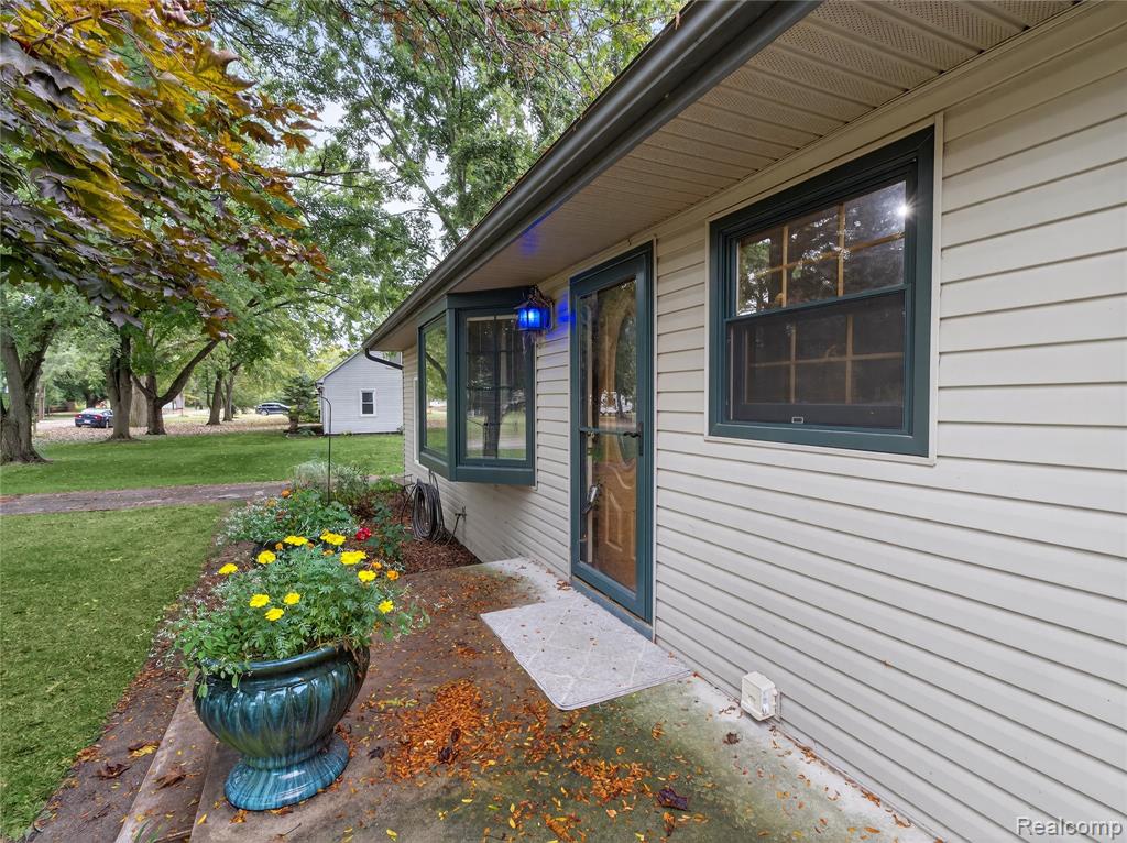 43801 Burtrig Road, Van Buren, MI 48111 — Photo 5