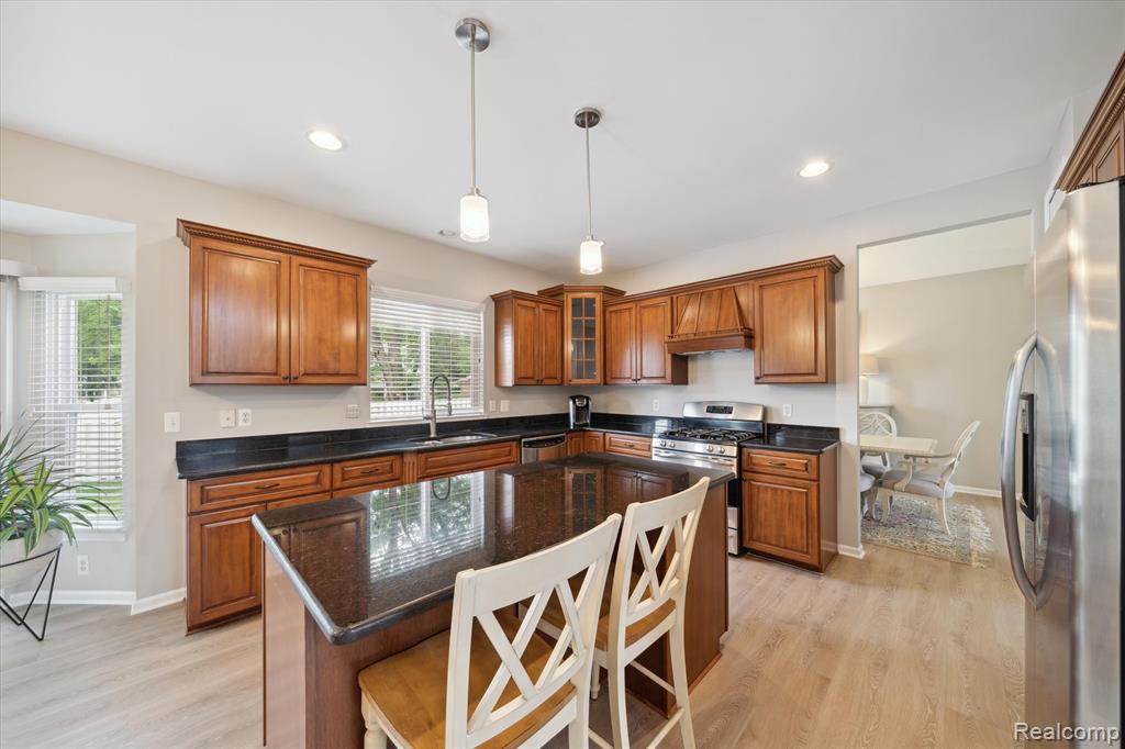 4976 Saddle Brook Court, Troy, MI 48085 — Photo 22