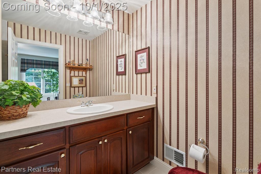 8044 Alta Vista Drive, Pinckney, MI 48169 — Photo 42