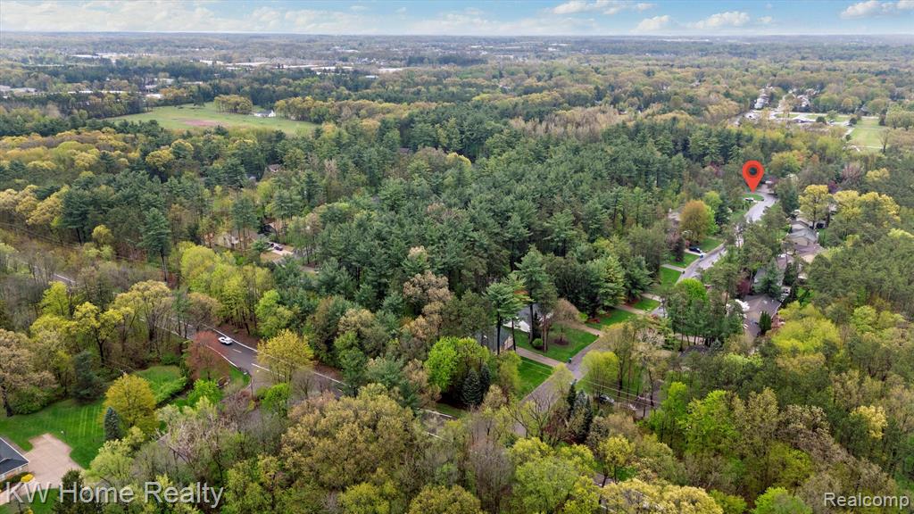 4143 EMERALD PINES Drive, Commerce Twp, MI 48390 — Photo 63
