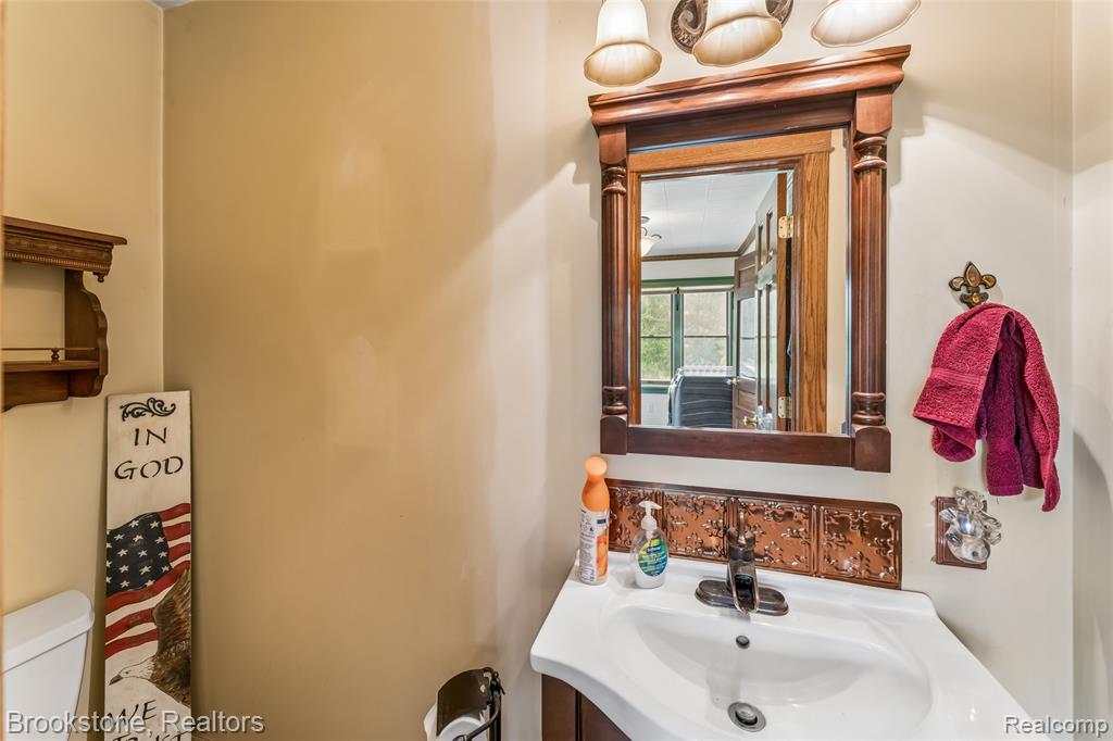 12152 Hoisington Road N, Gaines Vlg, MI 48436 — Photo 38