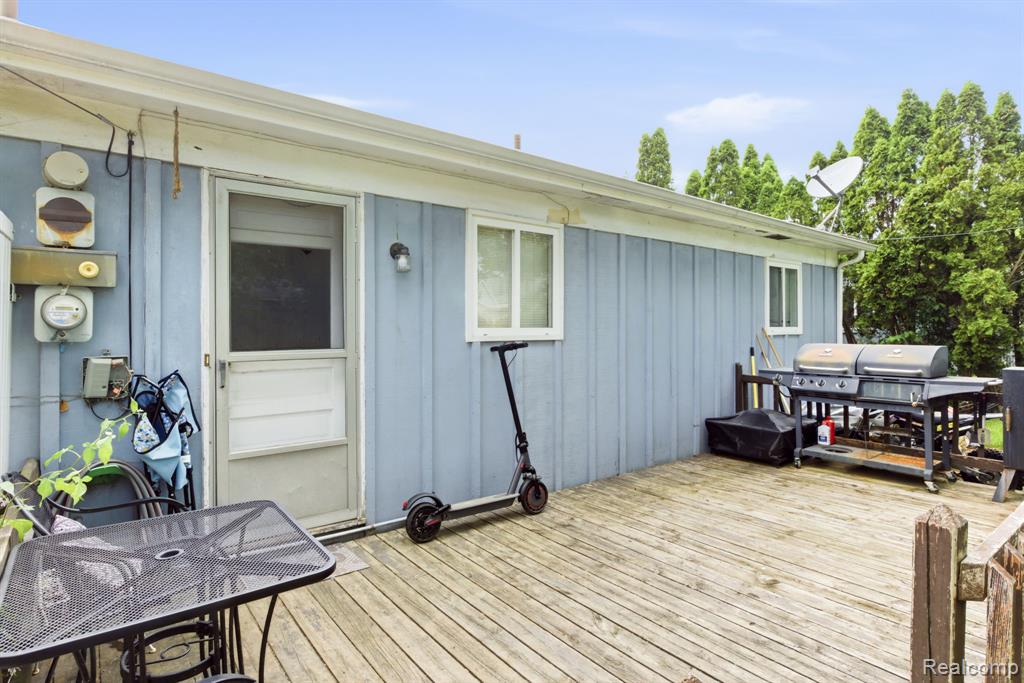 625 S 11th Street, St. Clair, MI 48079 — Photo 16