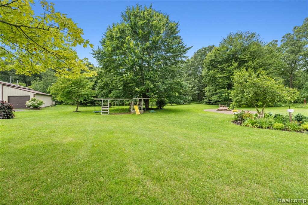 125 Olde Franklin Drive, Howell, MI 48855 — Photo 7