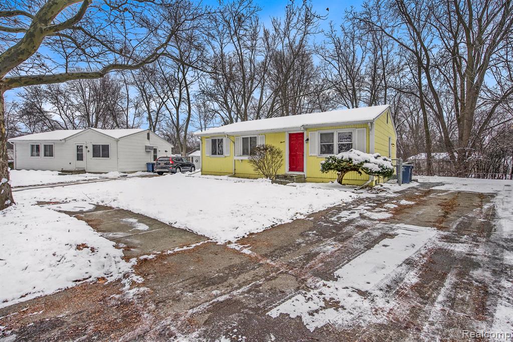 11 Metroview Court, Ann Arbor, MI 48108 — Photo 3