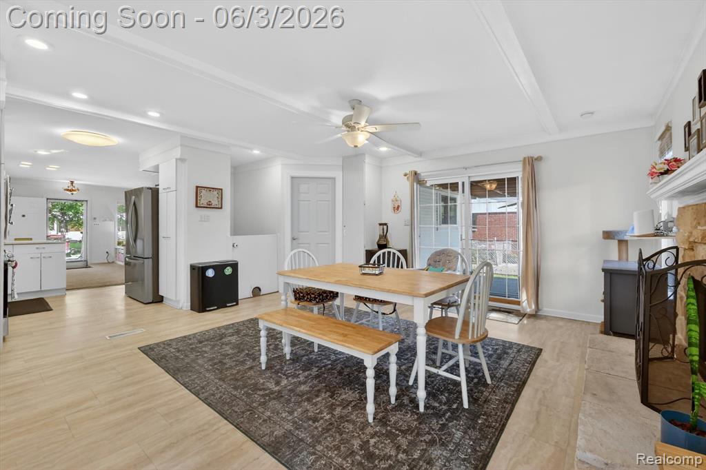 512 Redwood Drive, Troy, MI 48083 — Photo 17
