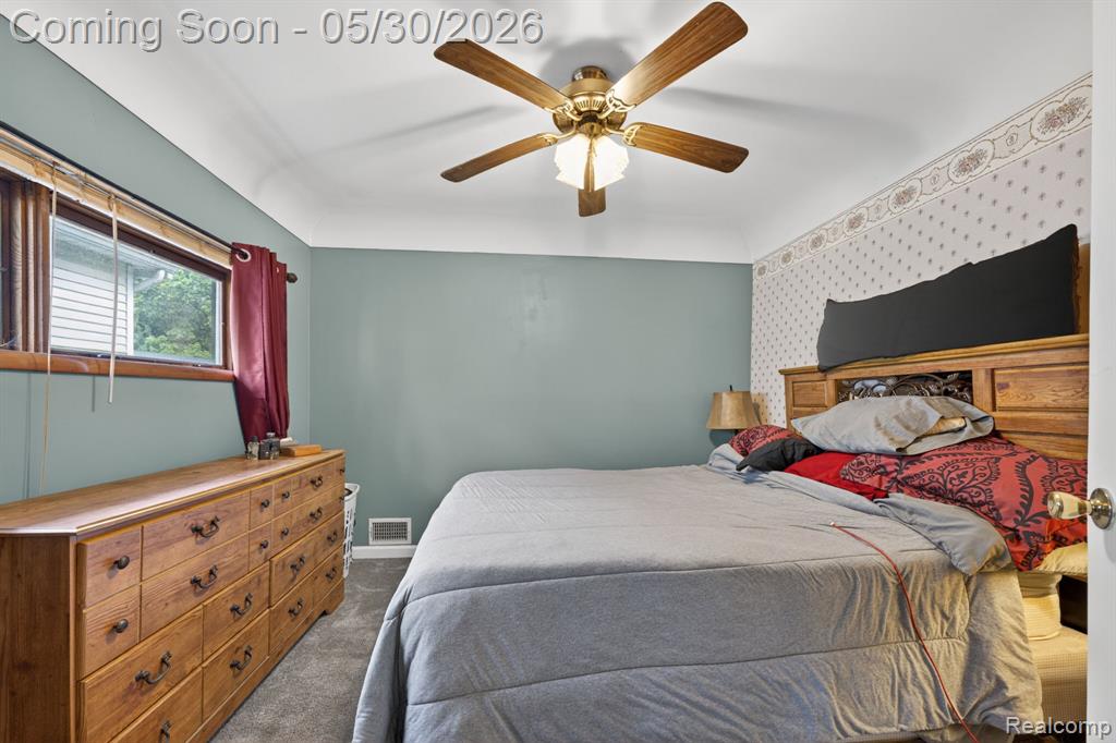304 W Ridge Street, Owosso, MI 48867 — Photo 14