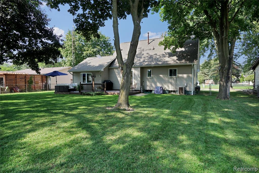 4428 American Heritage Road, Grand Blanc, MI 48439 — Photo 6