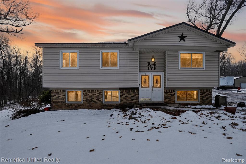 2347 Houser Road, Holly, MI 48442 — front exterior