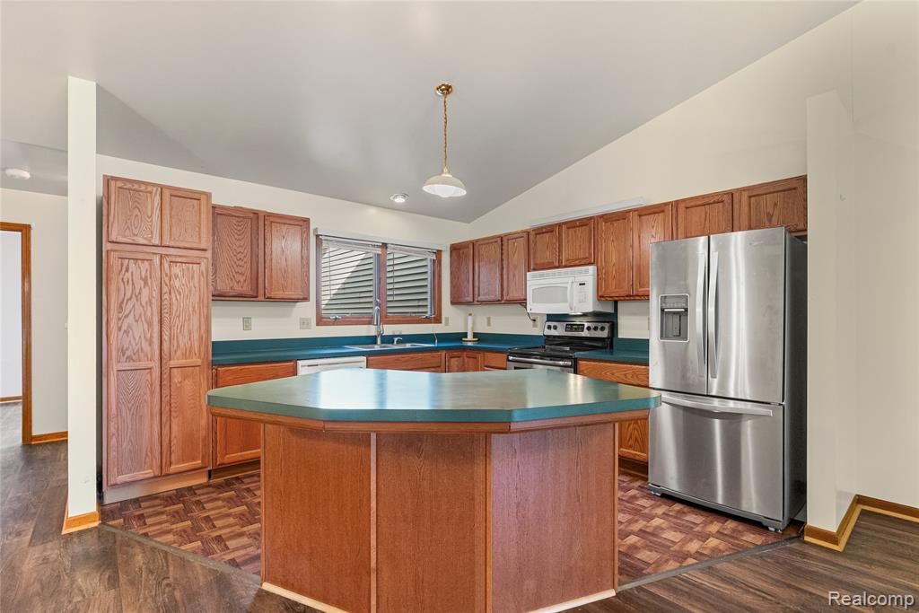 9280 Monica Drive, 53, Davison, MI 48423 — Photo 6