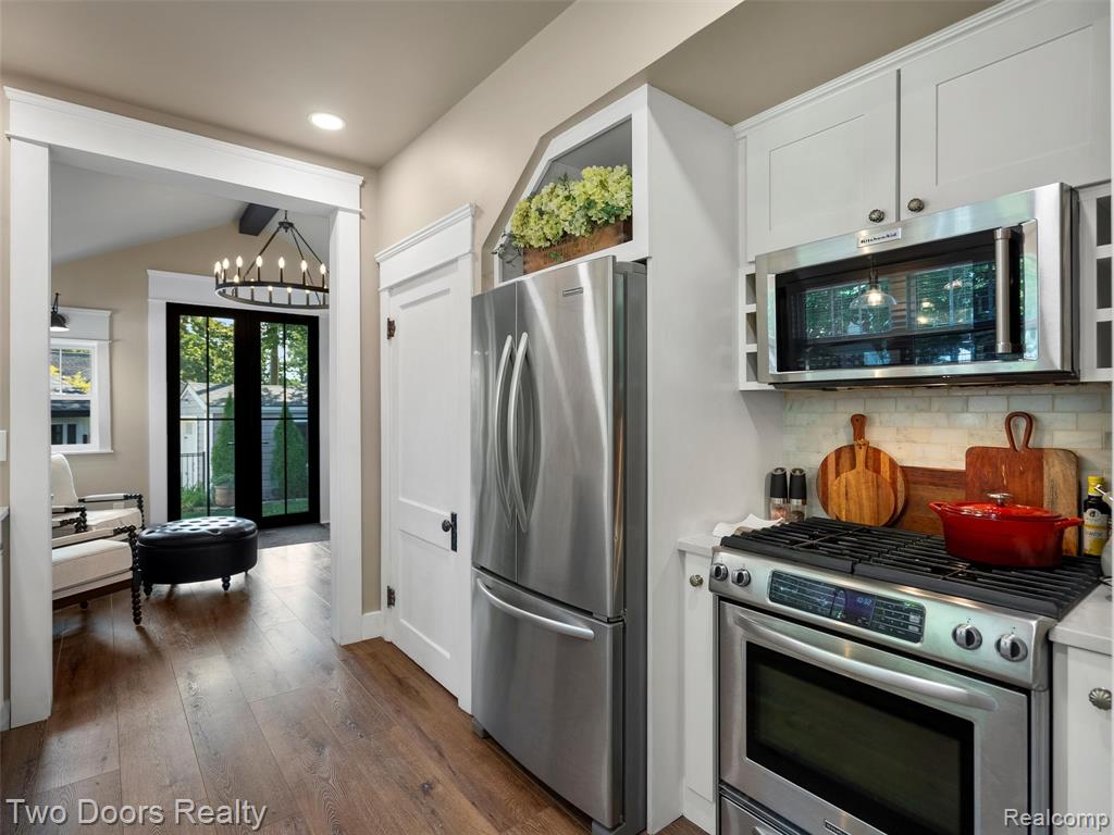 426 N Castell Avenue, Rochester, MI 48307 — Photo 19
