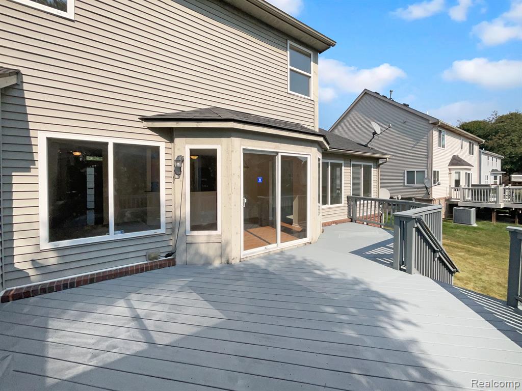 7080 COLCHESTER Lane, Ypsilanti, MI 48197 — Photo 24