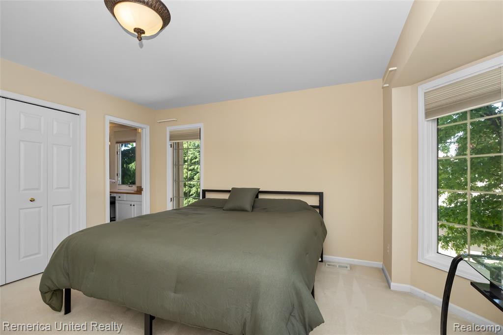 54501 Salem Drive, Shelby Twp, MI 48316 — Photo 40