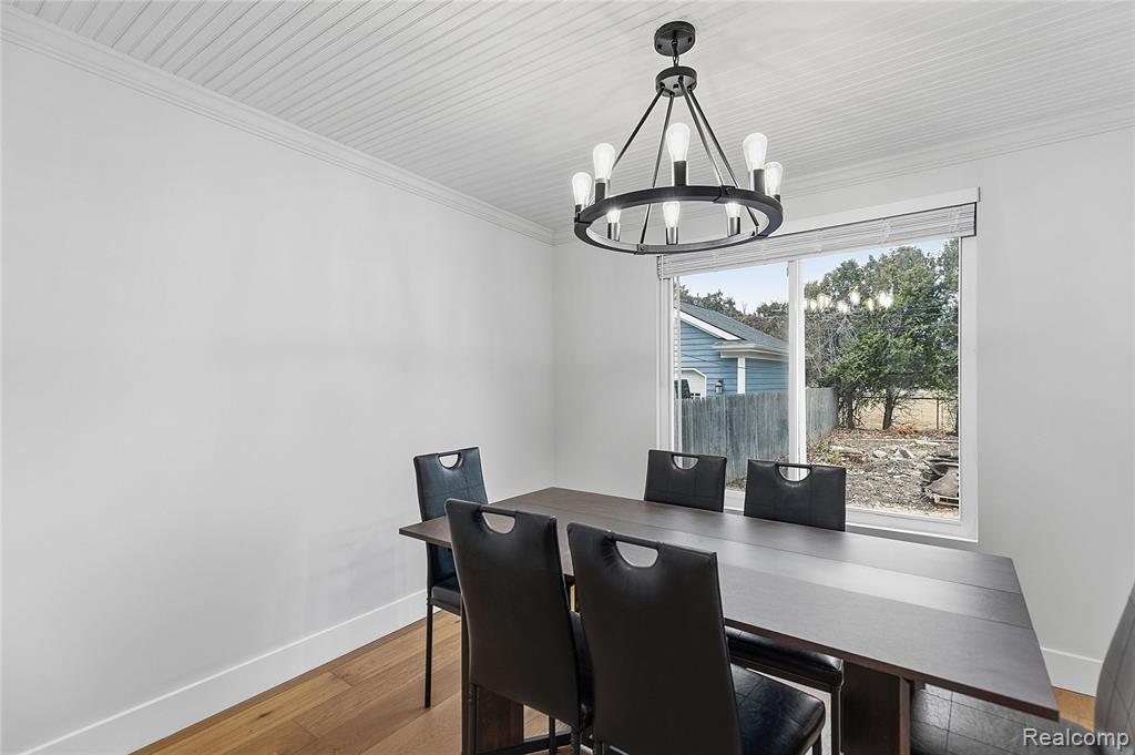 511 Gardenia Avenue, Royal Oak, MI 48067 — Photo 11