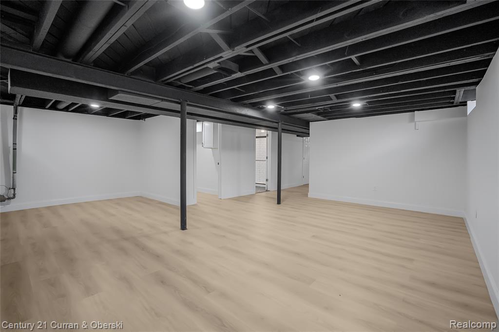 9025 Weddel Street, Taylor, MI 48180 — Photo 26