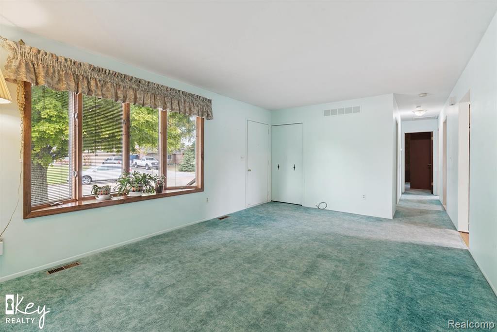 32403 Truman Road, Rockwood, MI — Photo 9