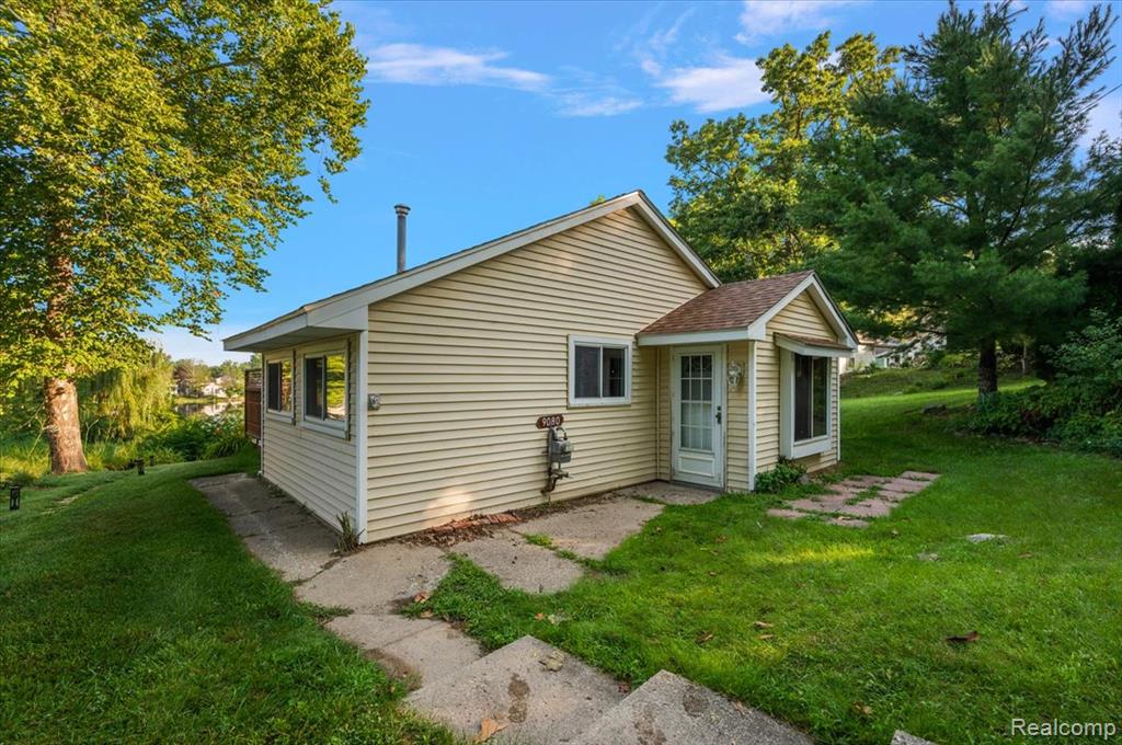 9080 River Valley Road, Brighton, MI 48116 — Photo 38