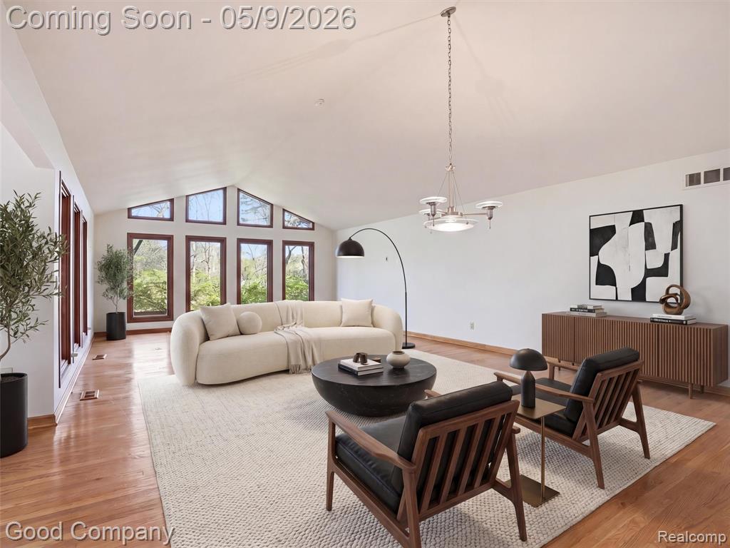 6733 Bloomfield Lane, West Bloomfield, MI — Photo 8