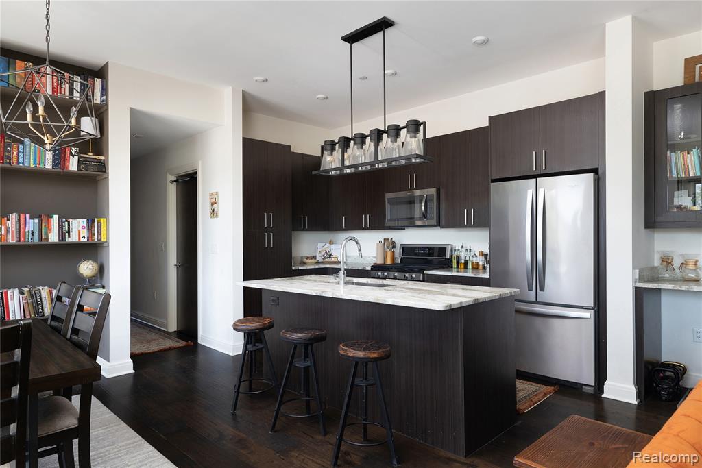 438 SELDEN, Detroit, MI 48201 — Photo 11