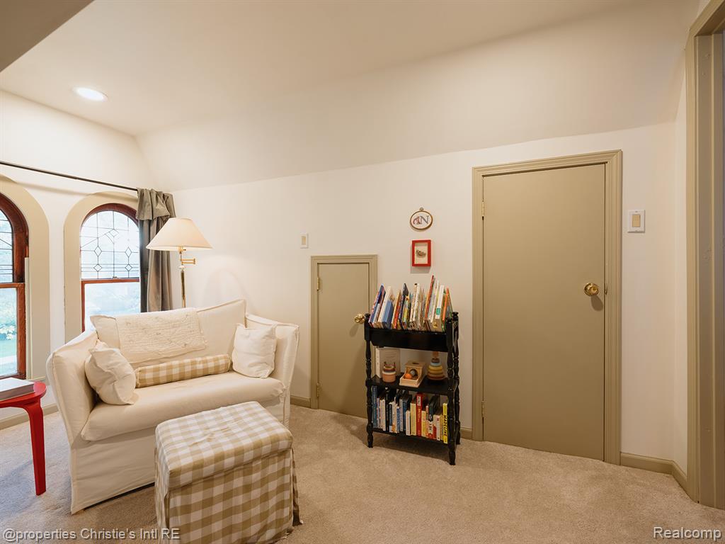 4858 Yorkshire Road, Detroit, MI 48224 — Photo 27