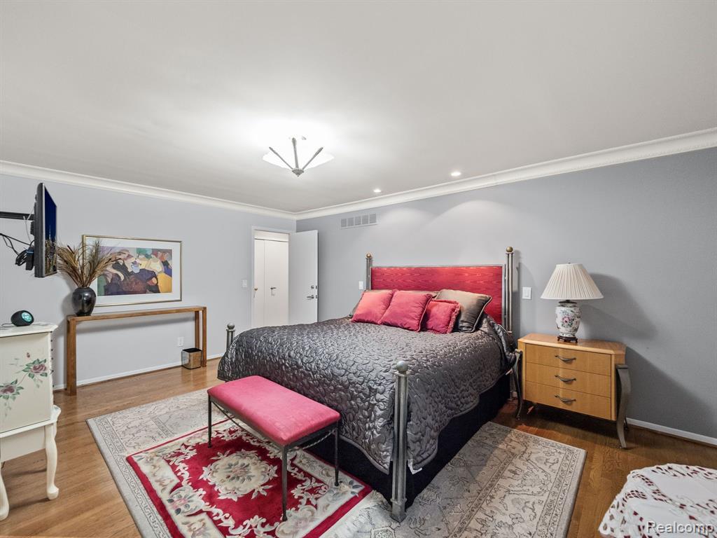 4410 KNIGHTSBRIDGE Lane, West Bloomfield, MI 48323 — Photo 17