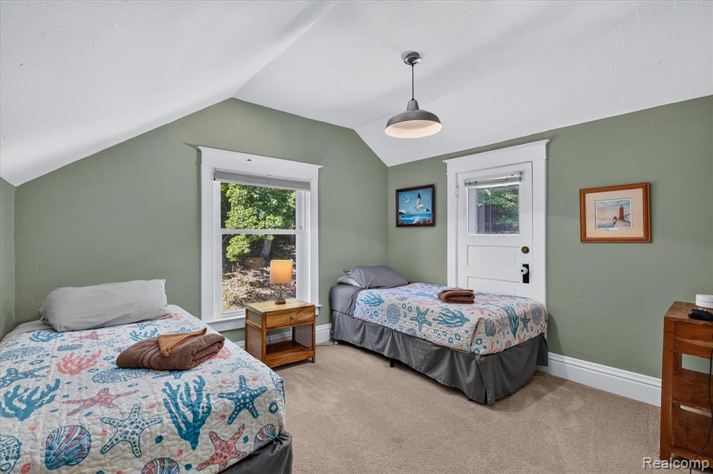 398 Howard Avenue, Grand Haven, MI 49417 — Photo 14