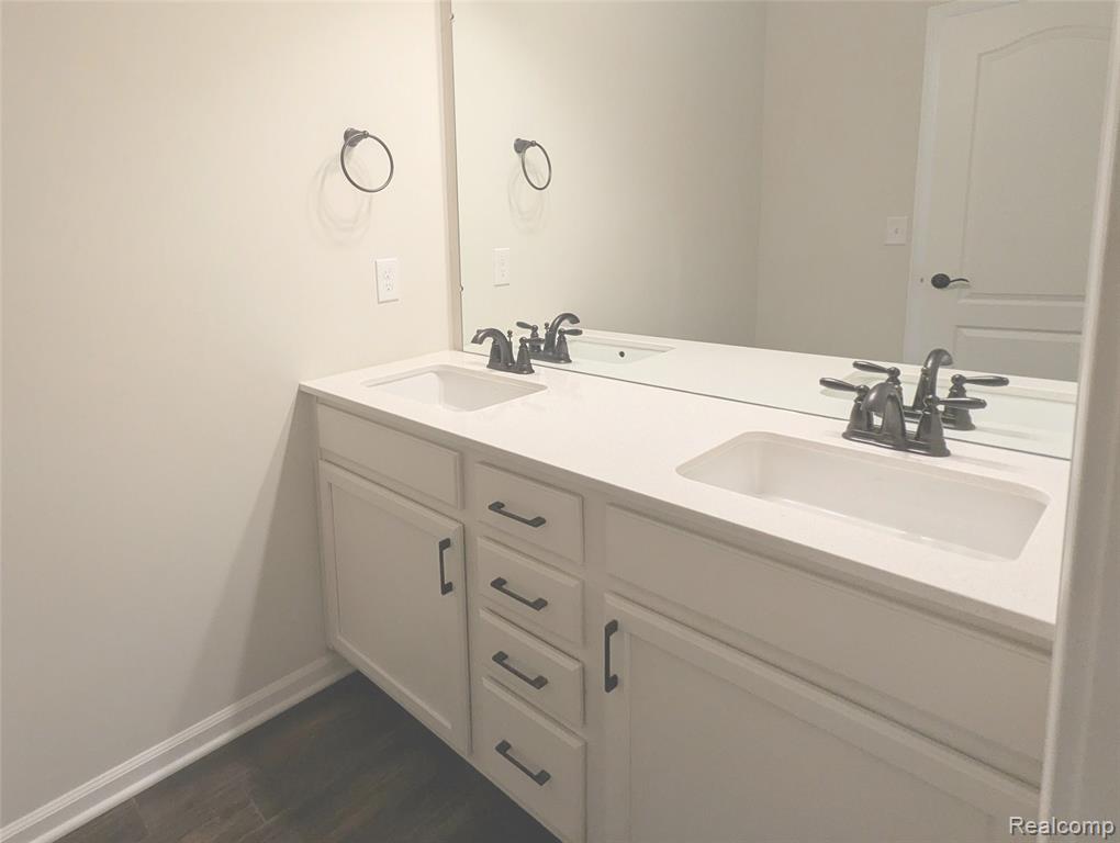 4709 BROOMFIELD Way, Lake Orion, MI — Photo 35