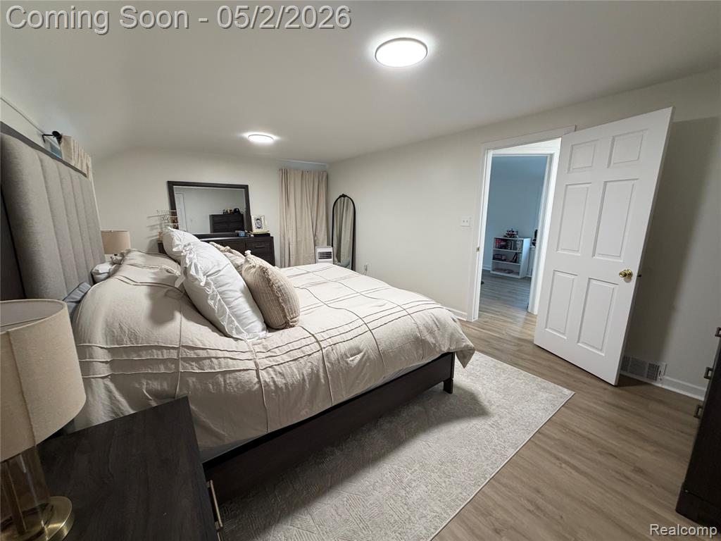 7001 Mayburn Street, Dearborn Heights, MI 48127 — Photo 16