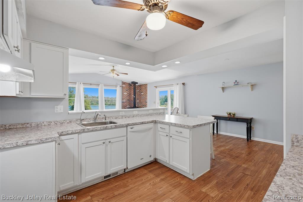 10507 Lafollette Drive, Brighton, MI 48114 — Photo 4