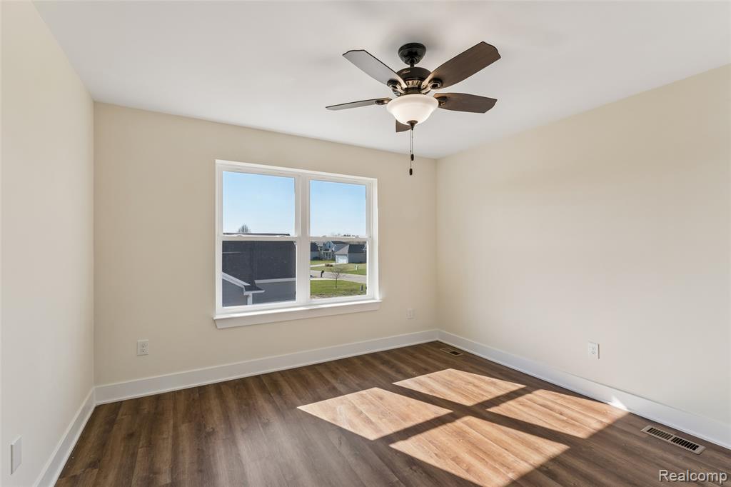 10198 Hunt Drive, Davison, MI 48423 — Photo 34